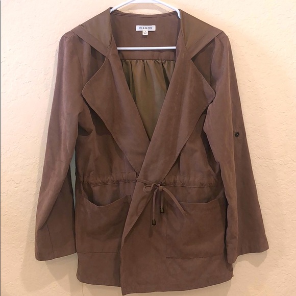 Light Jacket - Picture 2 of 5